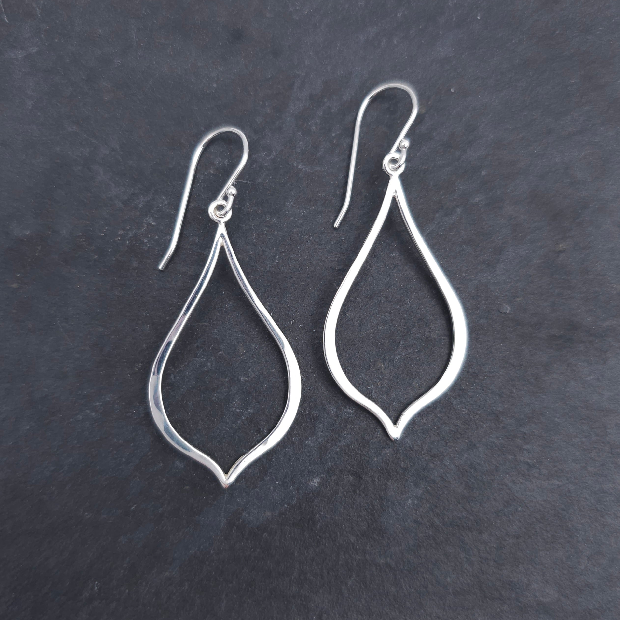 Hammered silver long rectangle tapered dangle earrings
