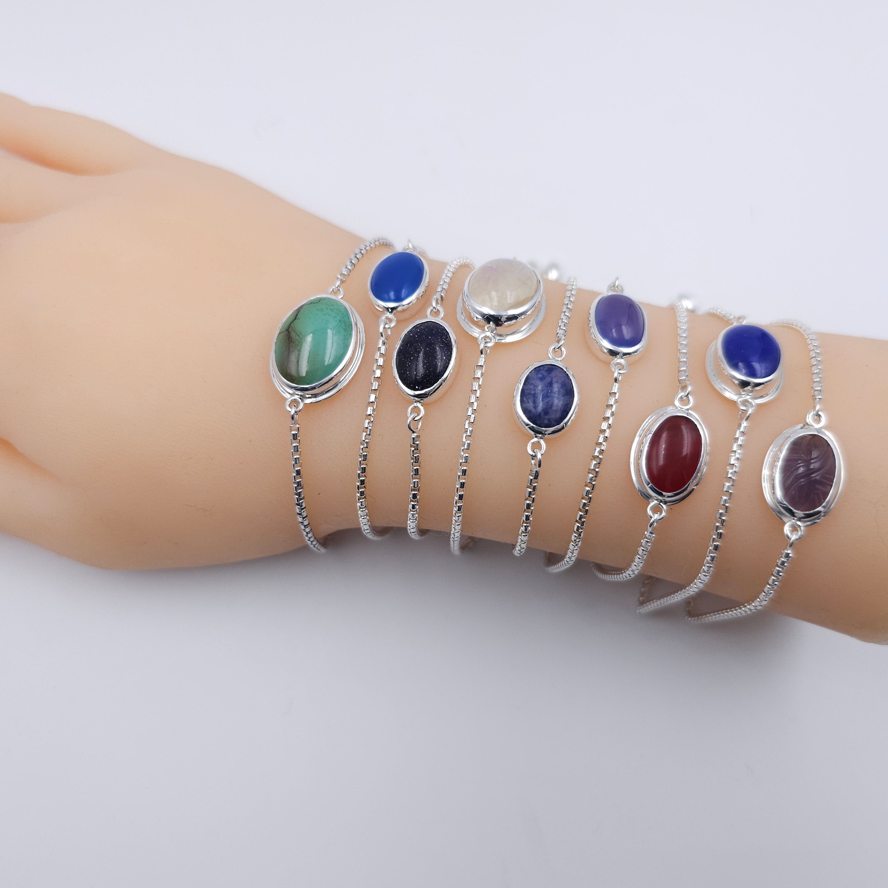 Adjustable slider bracelets