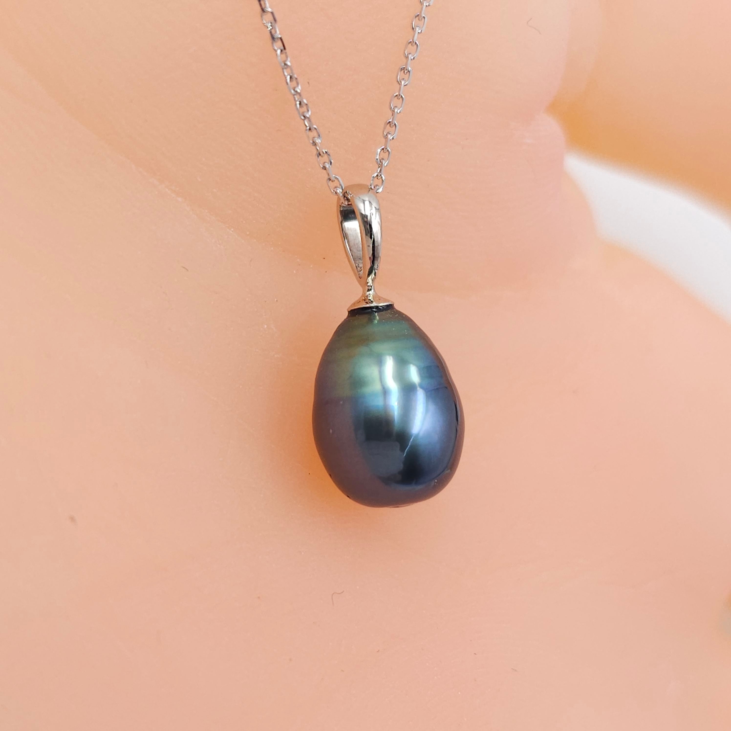 Teardrop shaped Tahitian pearl pendant on 14k white gold chain