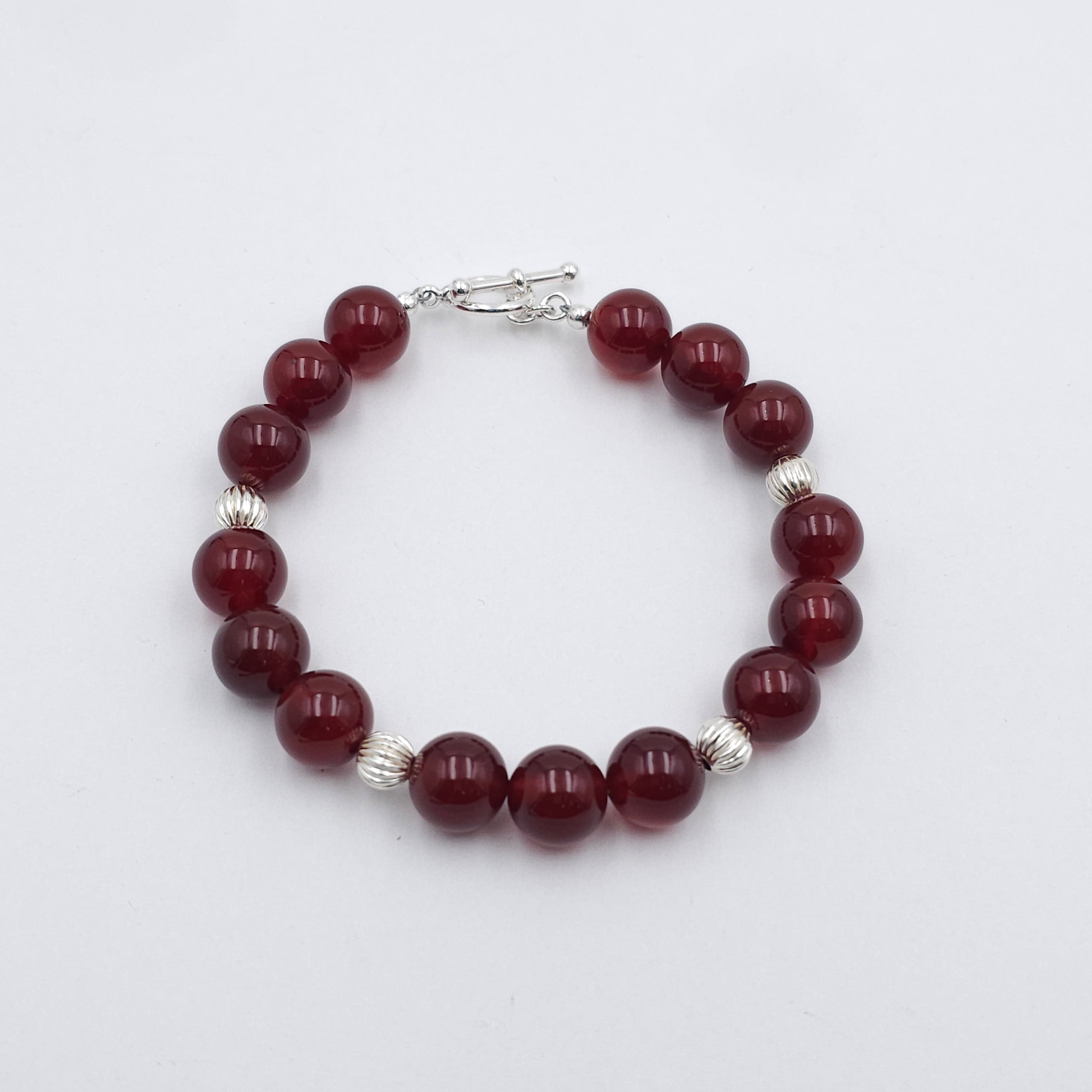 Carnelian beaded bracelet