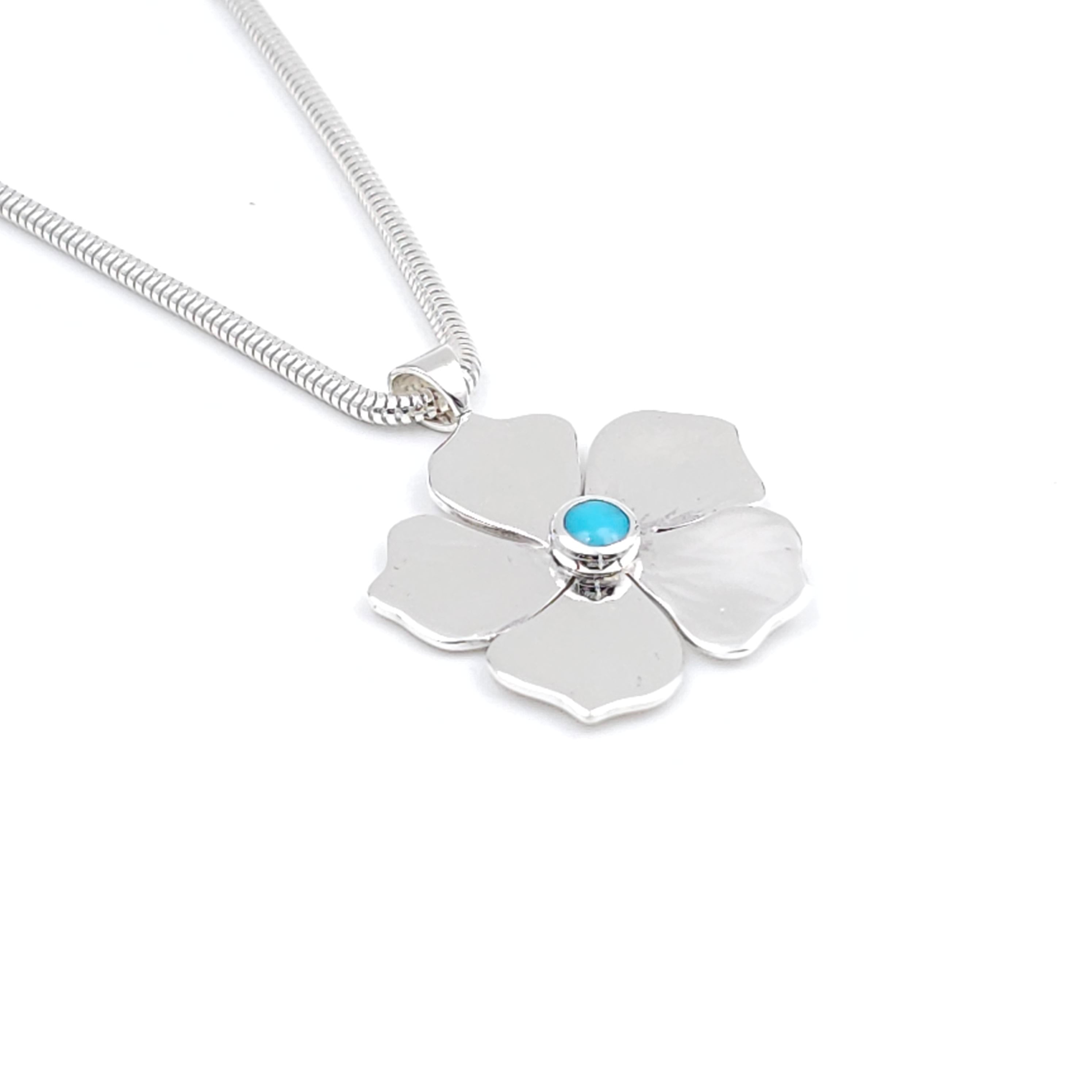 Silver flower necklace with Turquoise