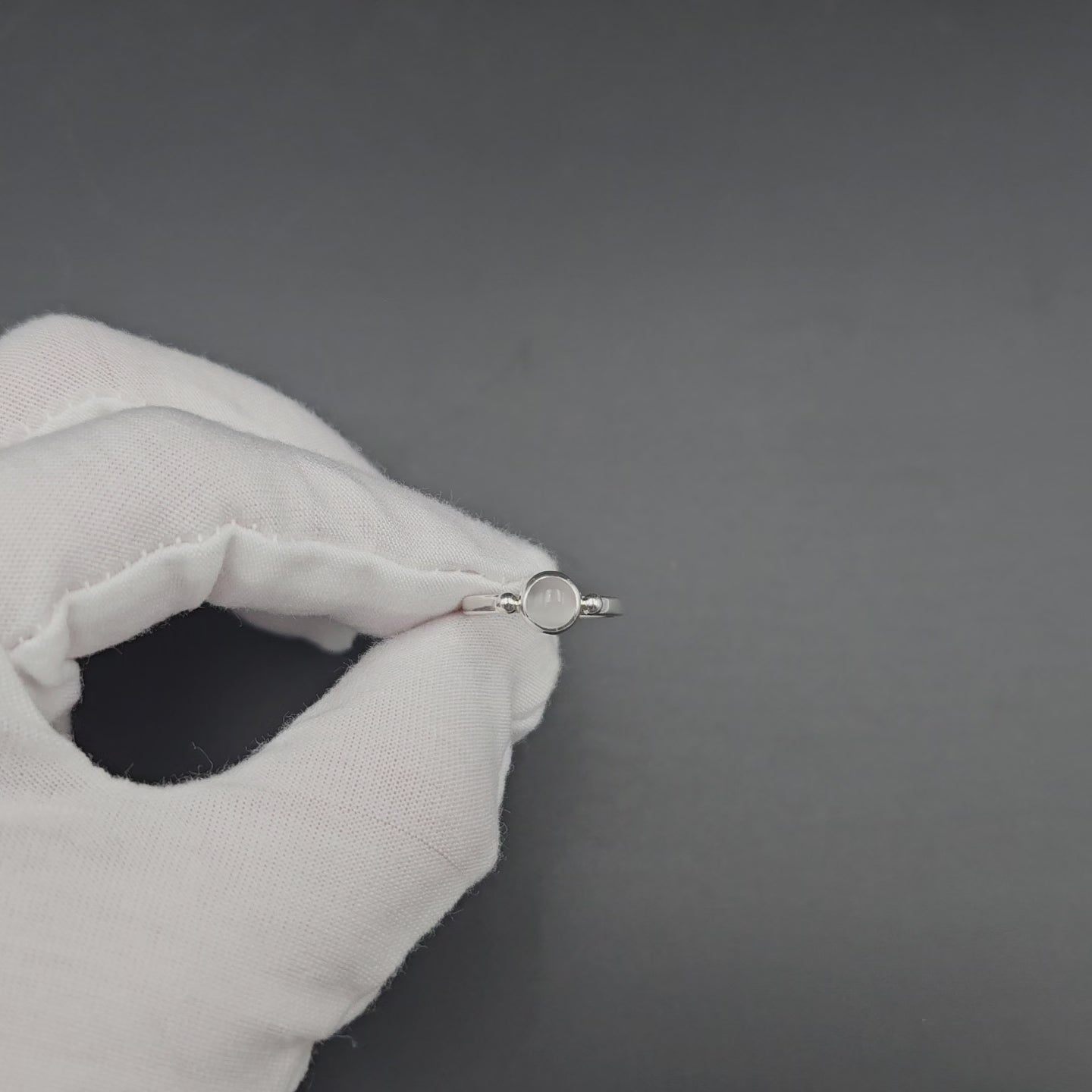 Sterling silver petite round moonstone ring