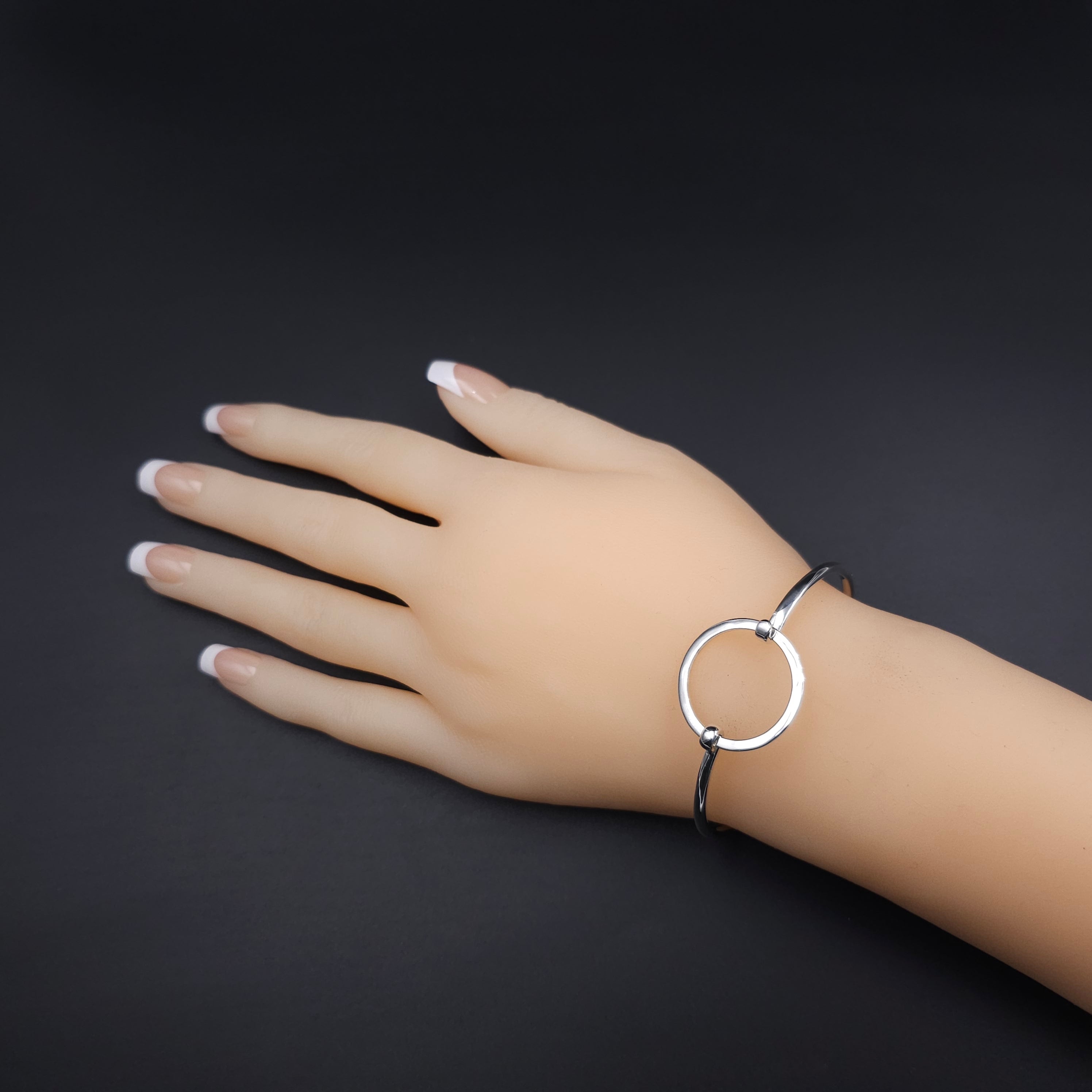 Circle hook on style bracelet sterling silver