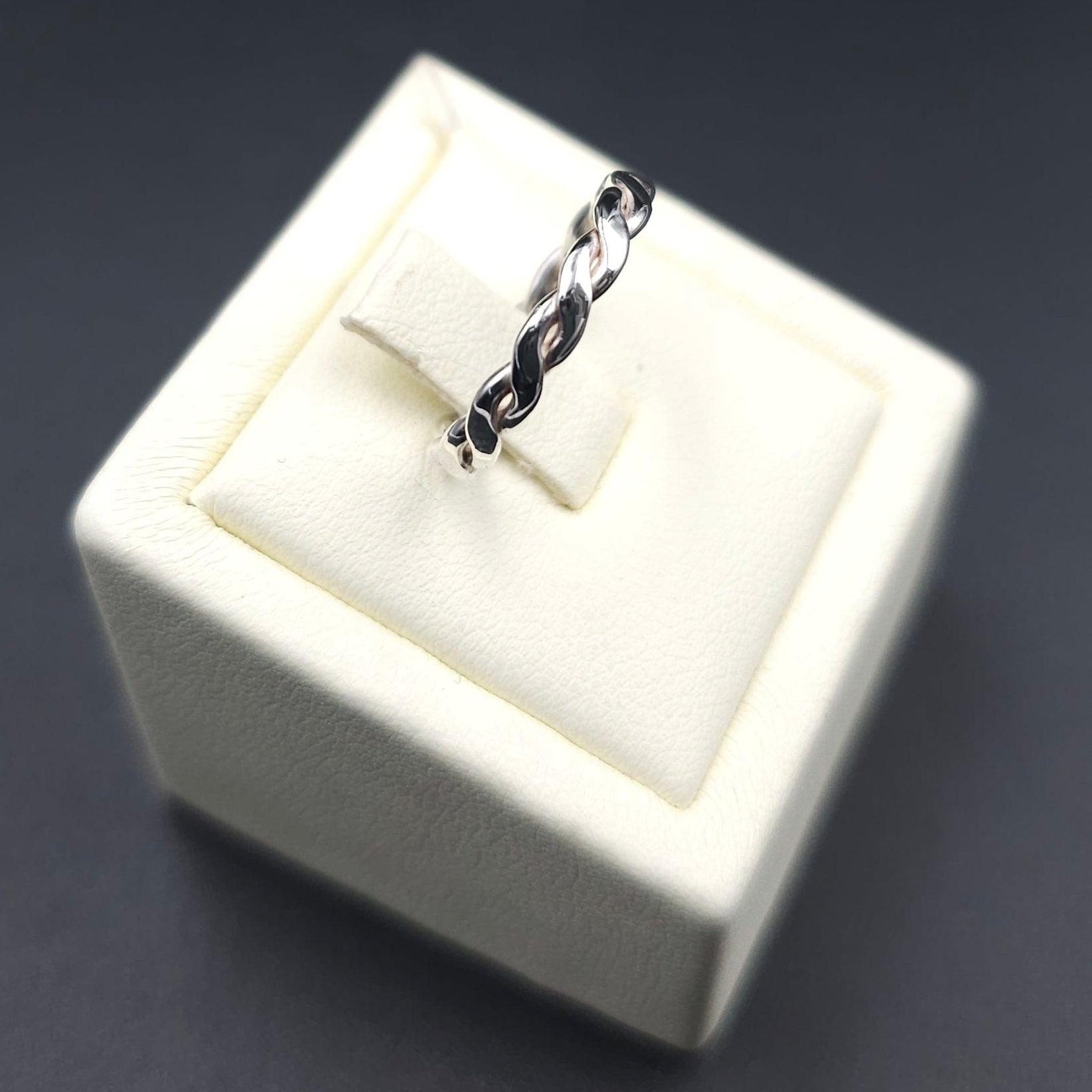 Sterling silver thin twisted wire ring