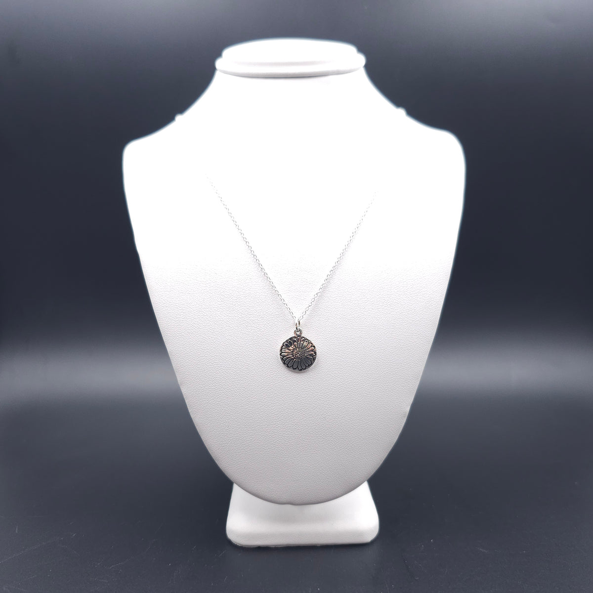 Sterling silver daisy necklace