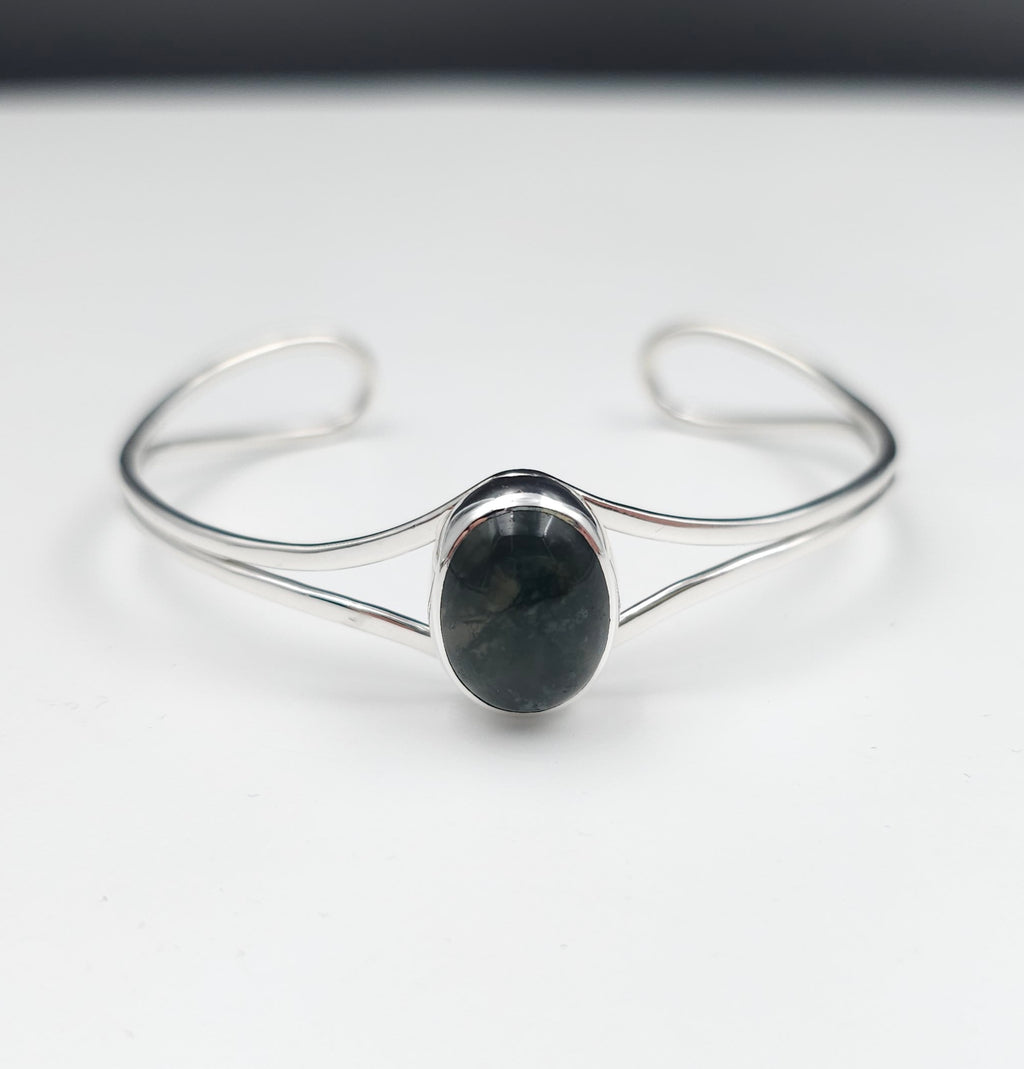 Oval moss agate bezel set wire cuff sterling silver bracelet