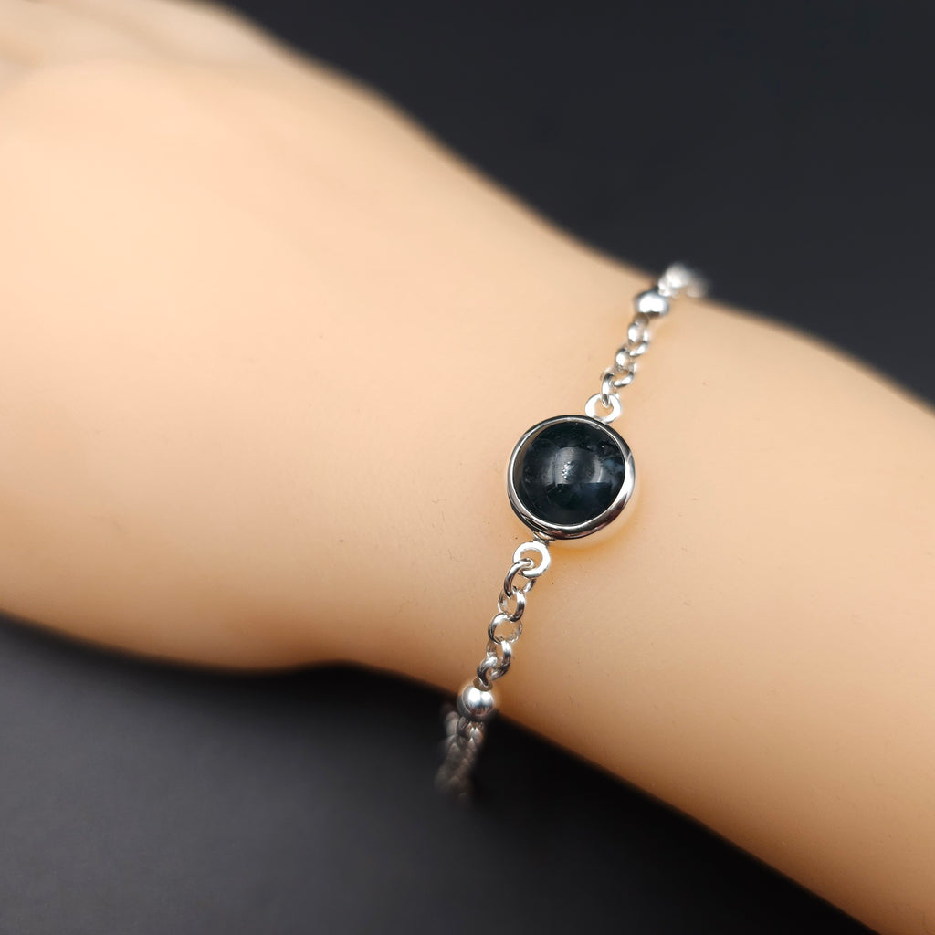 Round bezel set moss agate chain bracelet