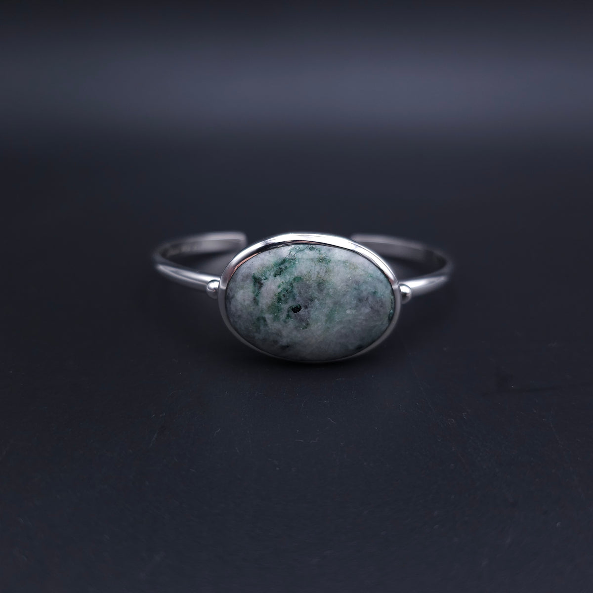 Large oval green agate sterling silver cuff bracelet