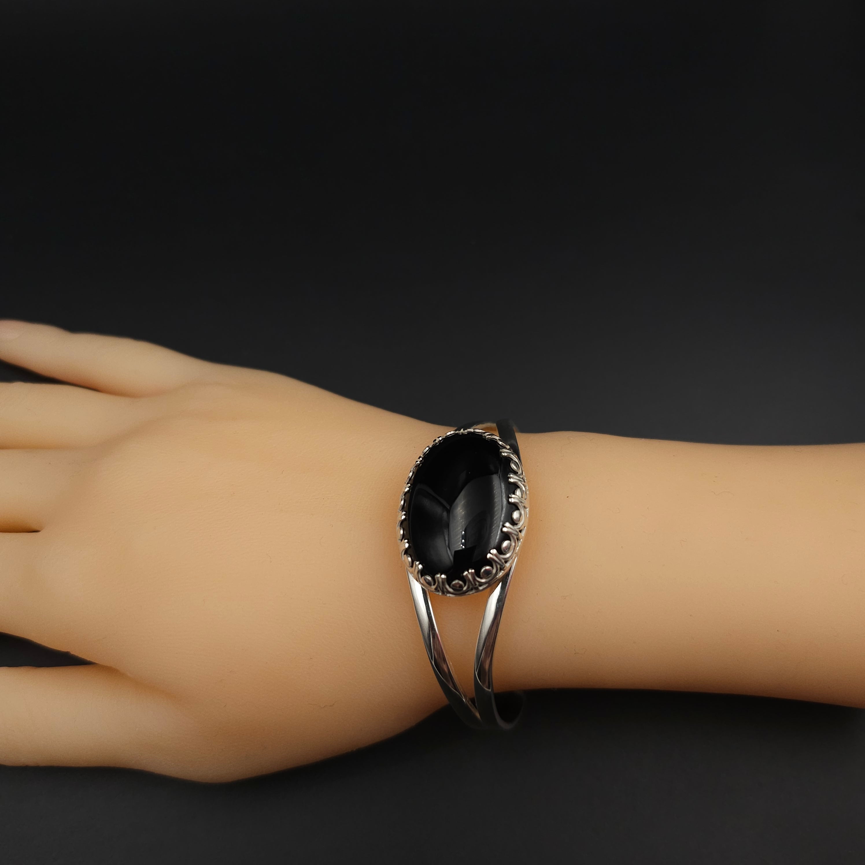 Black onyx sterling silver open cuff bracelet