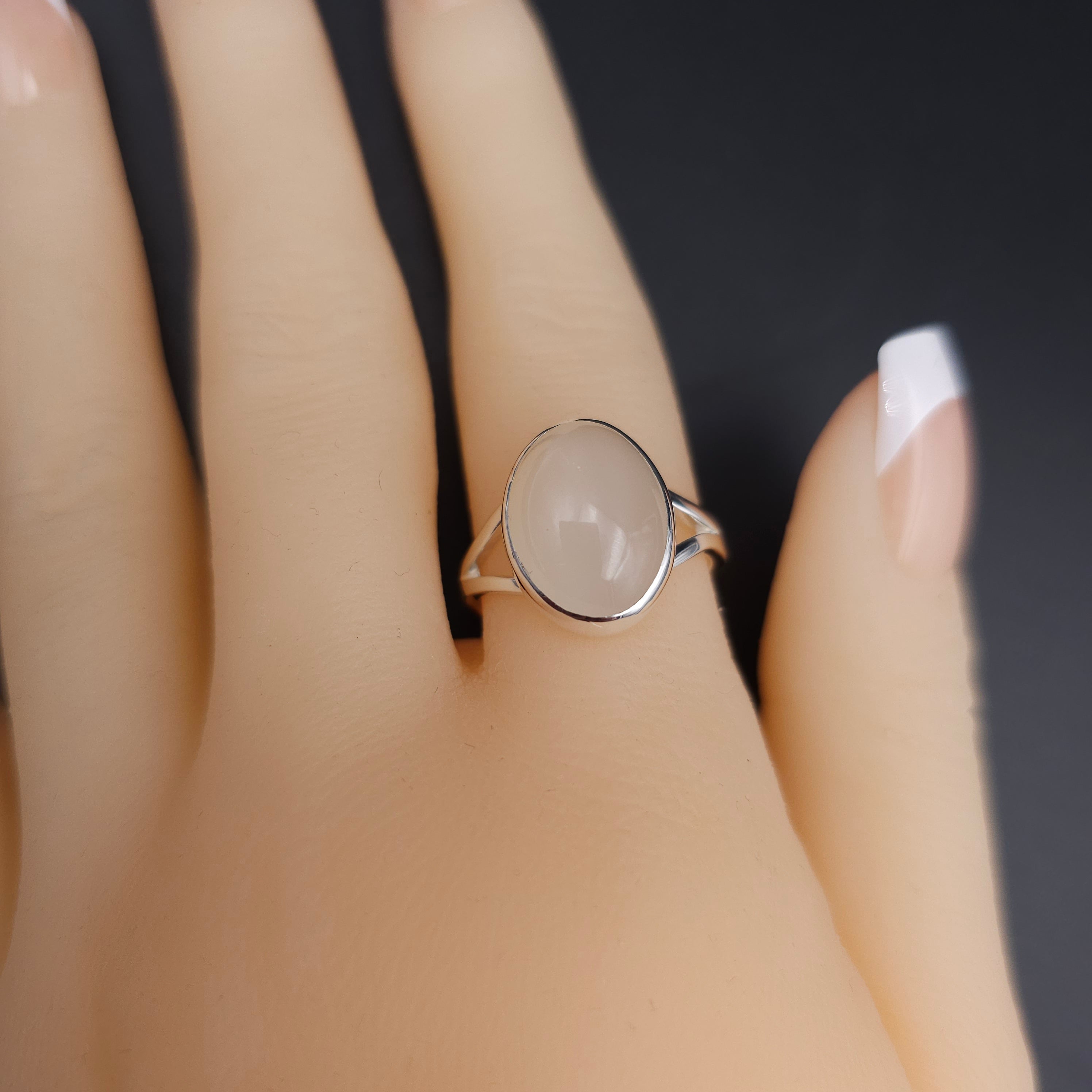 Oval moonstone sterling silver ring