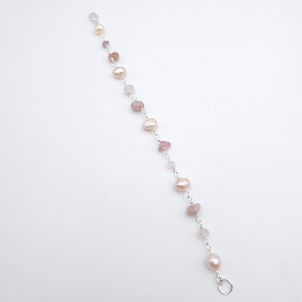 Tourmaline and fresh water pearl bracelet