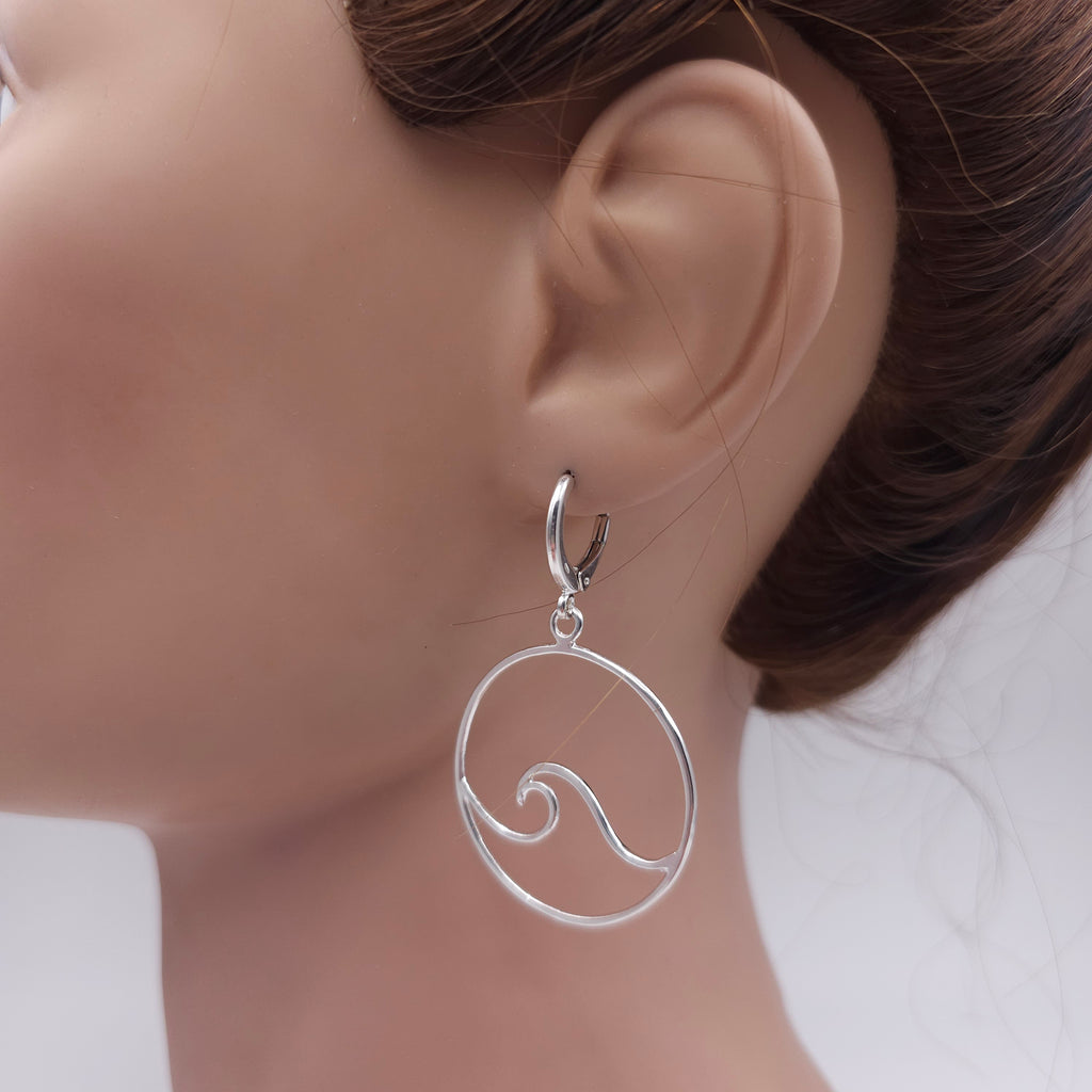 Sterling silver large wave in circle dangle earrings