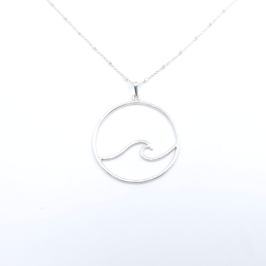 Large wave in circle necklace