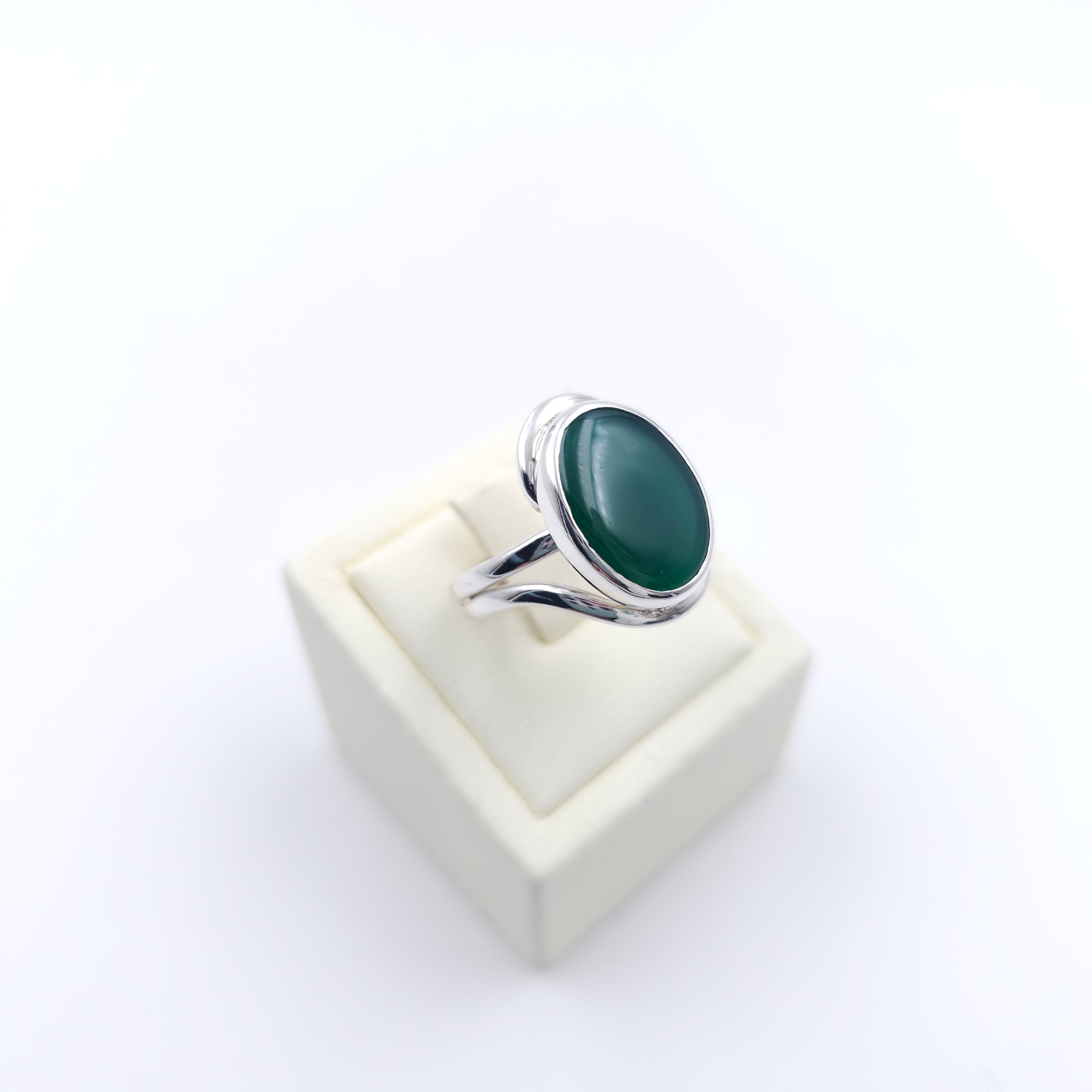 Green onyx bezel set sterling silver ring