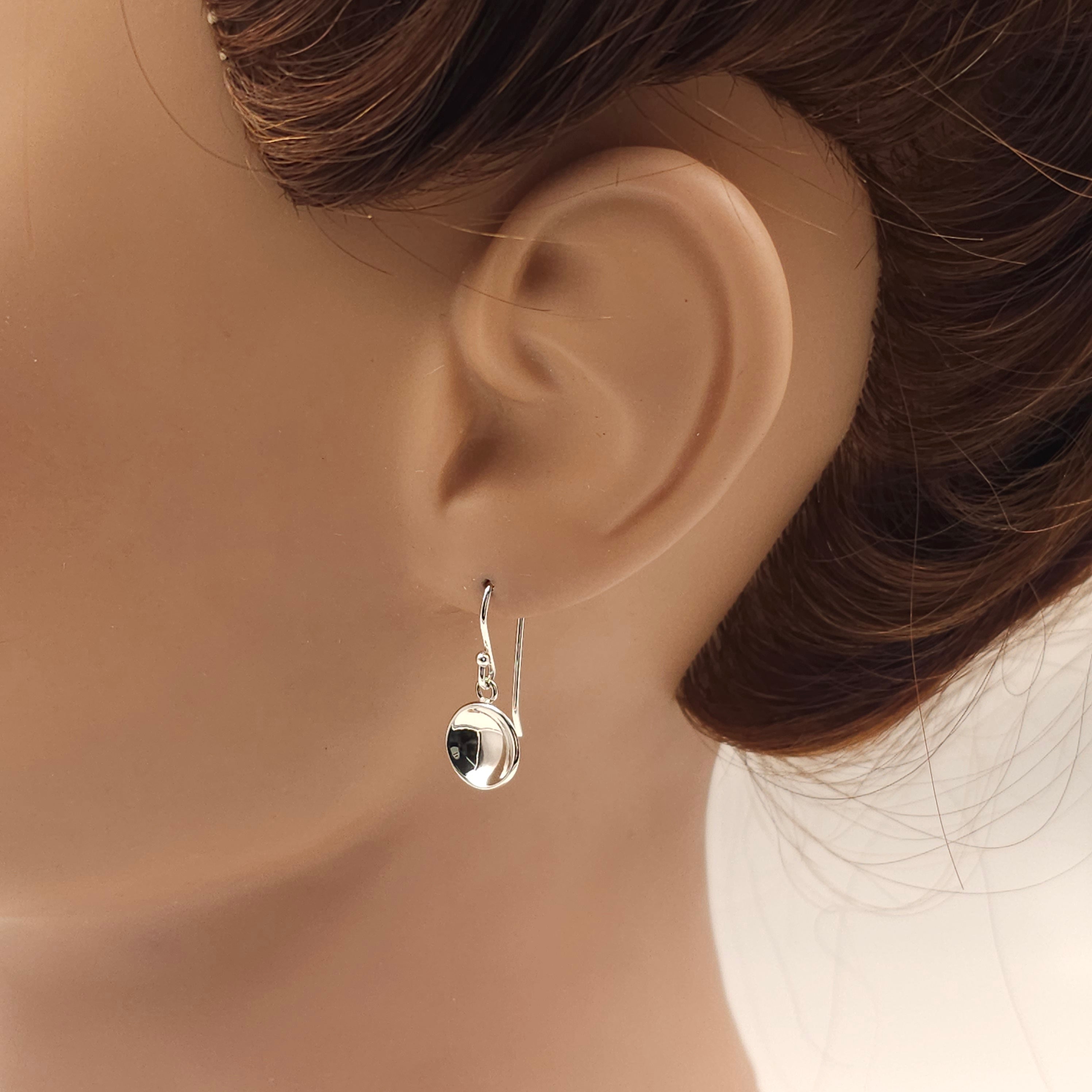 Shiny silver circle disc earrings