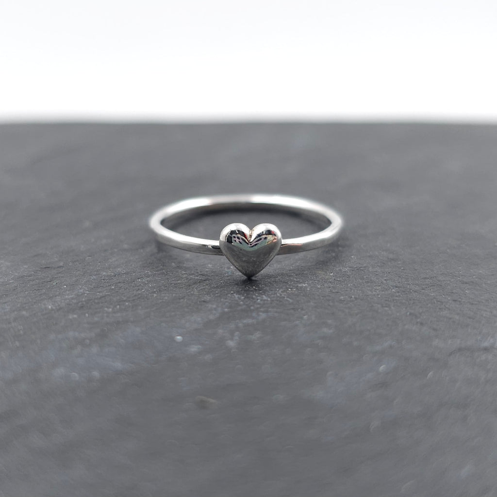 Cute little heart ring in sterling silver