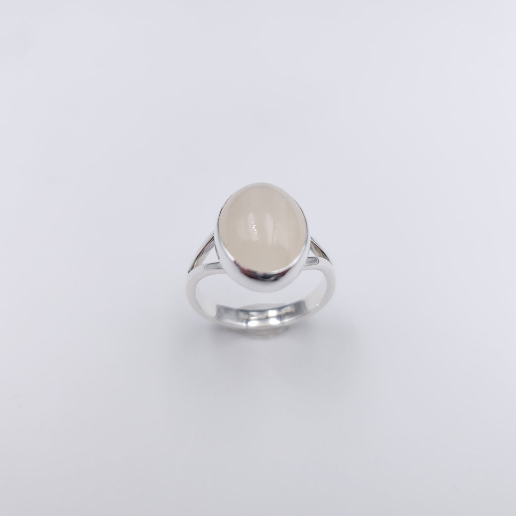 Oval moonstone sterling silver ring