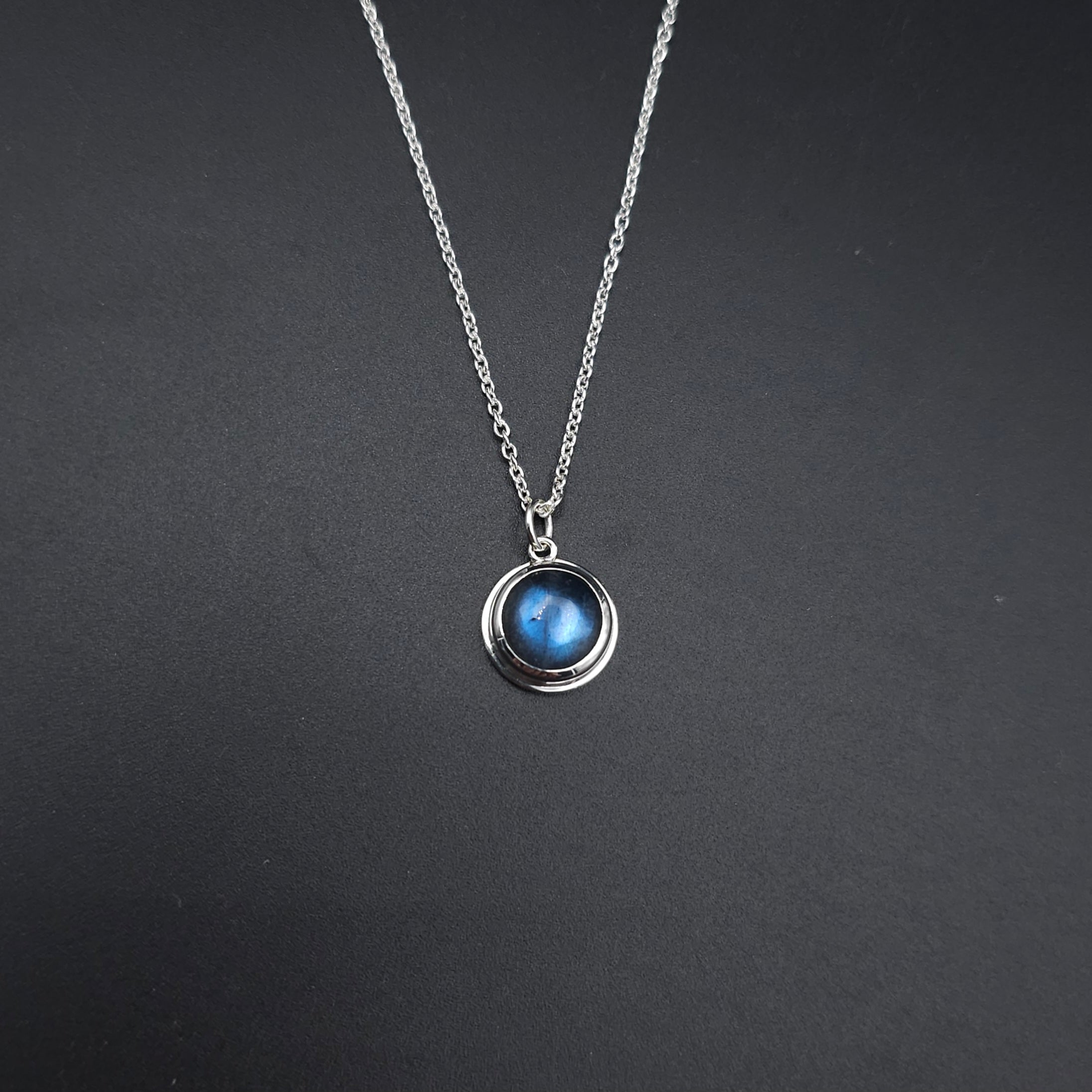 Round labradorite bezel set sterling silver necklace