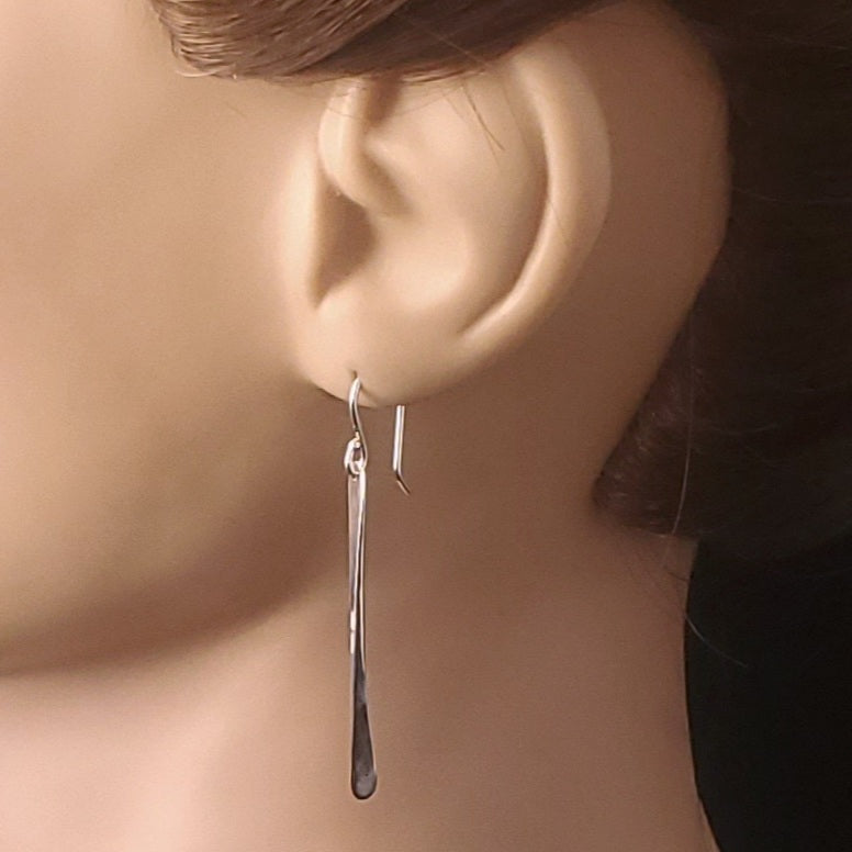 hammered silver icicle earring