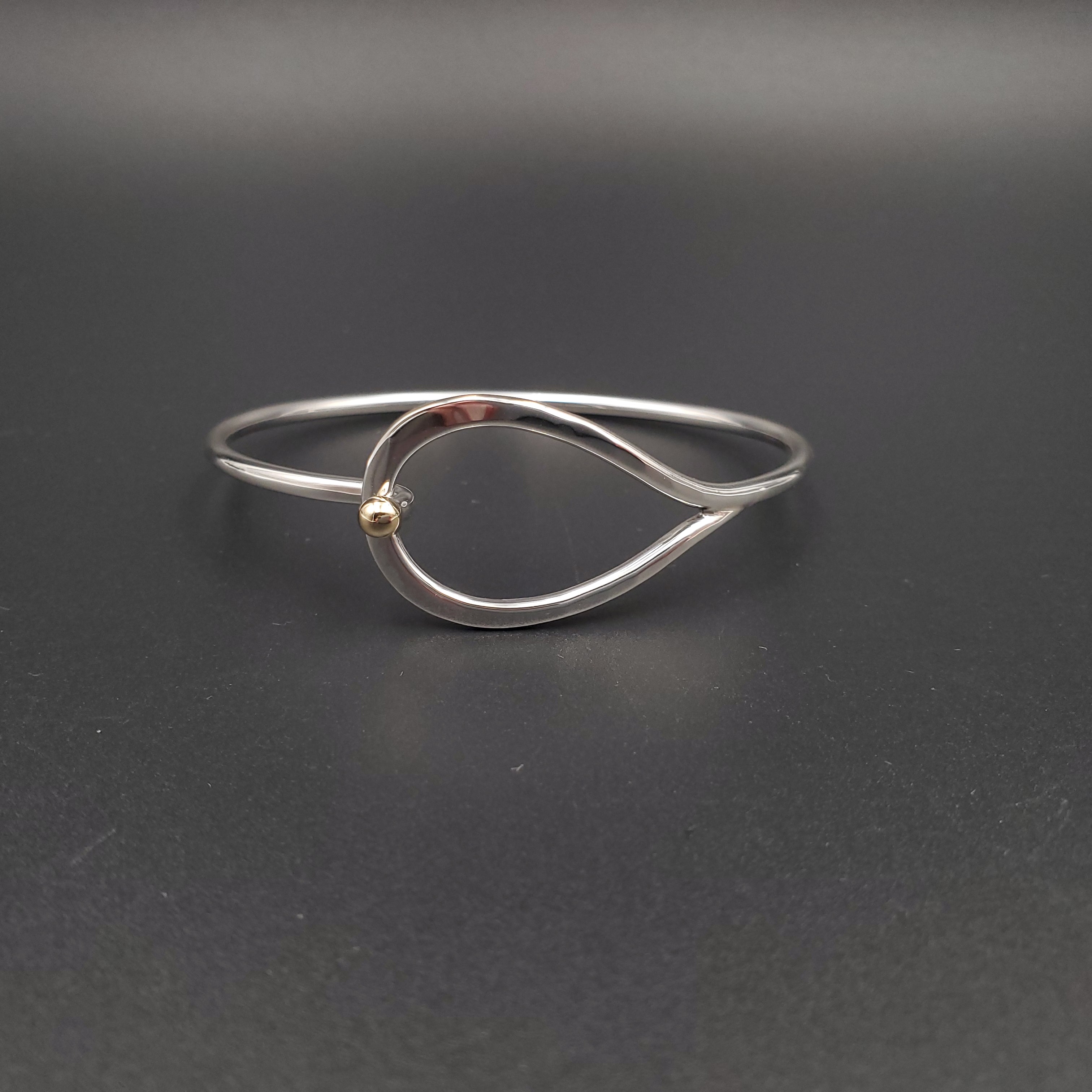 Teardrop hook on style bracelet